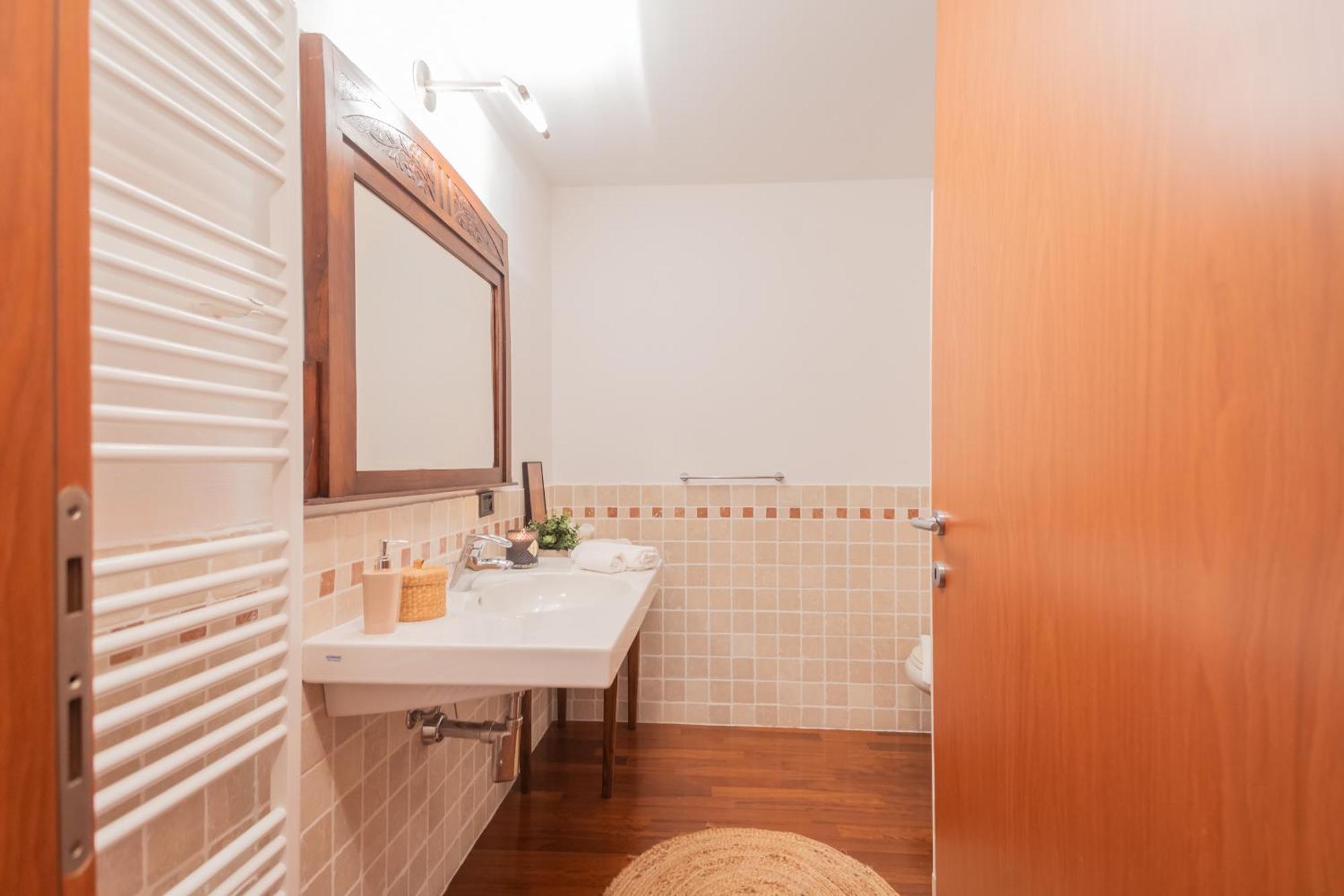 Filanda - Lakefront In By Rentallcomo Apartment *
